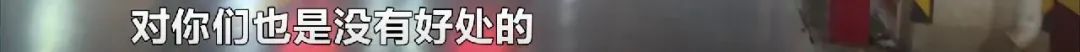 DƬ